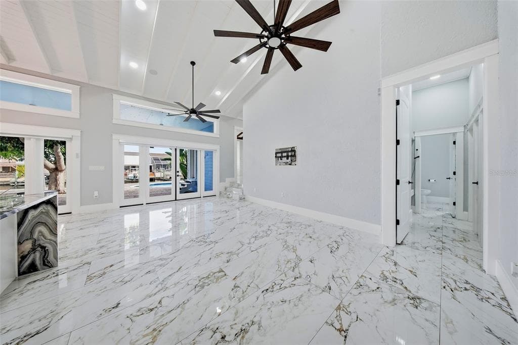 8722 PALISADES DRIVE photo 6