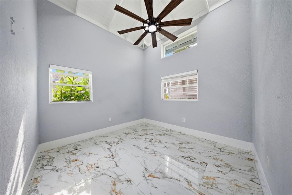 8722 PALISADES DRIVE photo 21