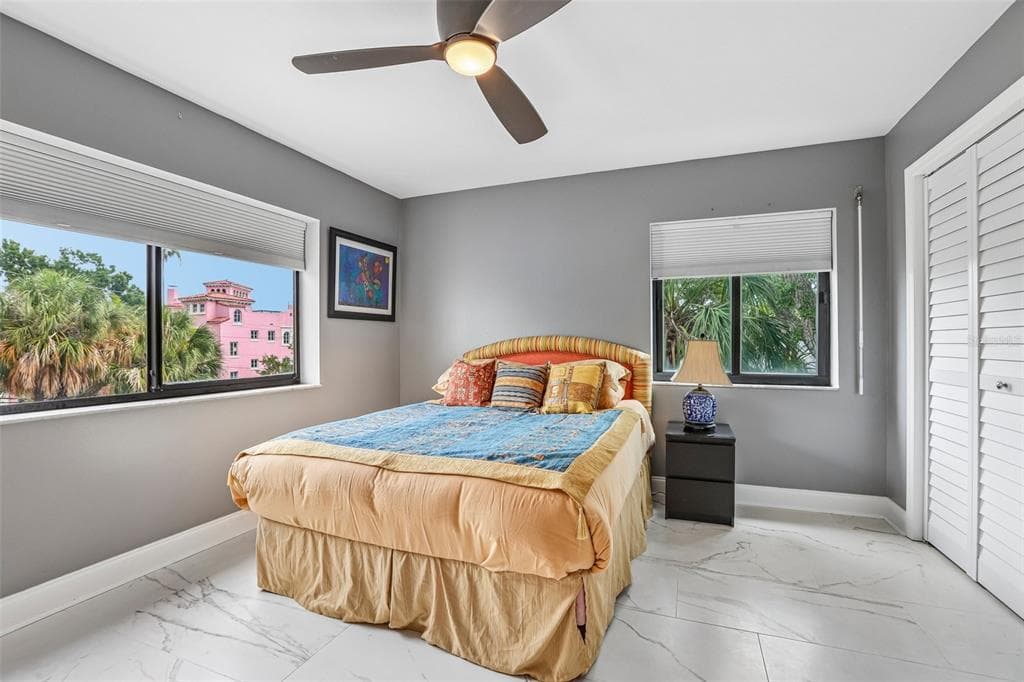 2 ADALIA AVENUE 301 photo 19