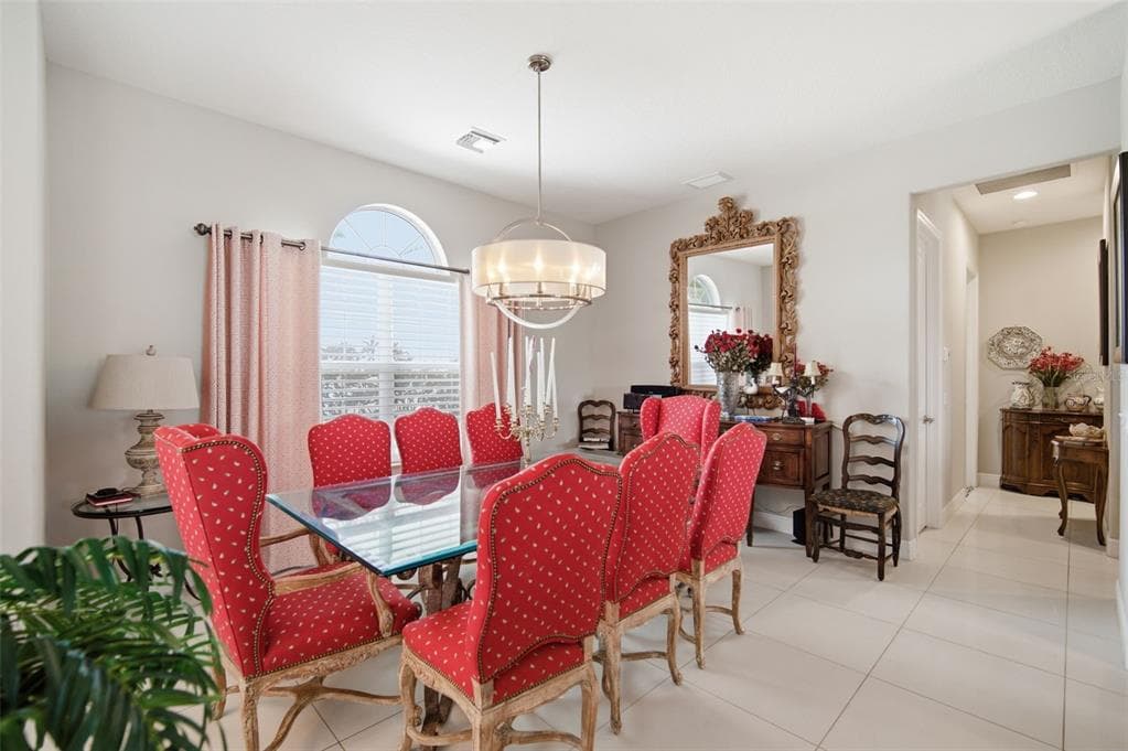 621 REGATTA WAY photo 10