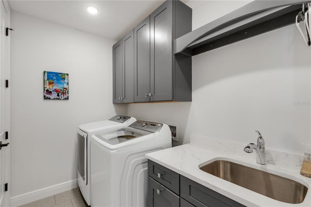 505 TAMIAMI TRAIL N 501 photo 10