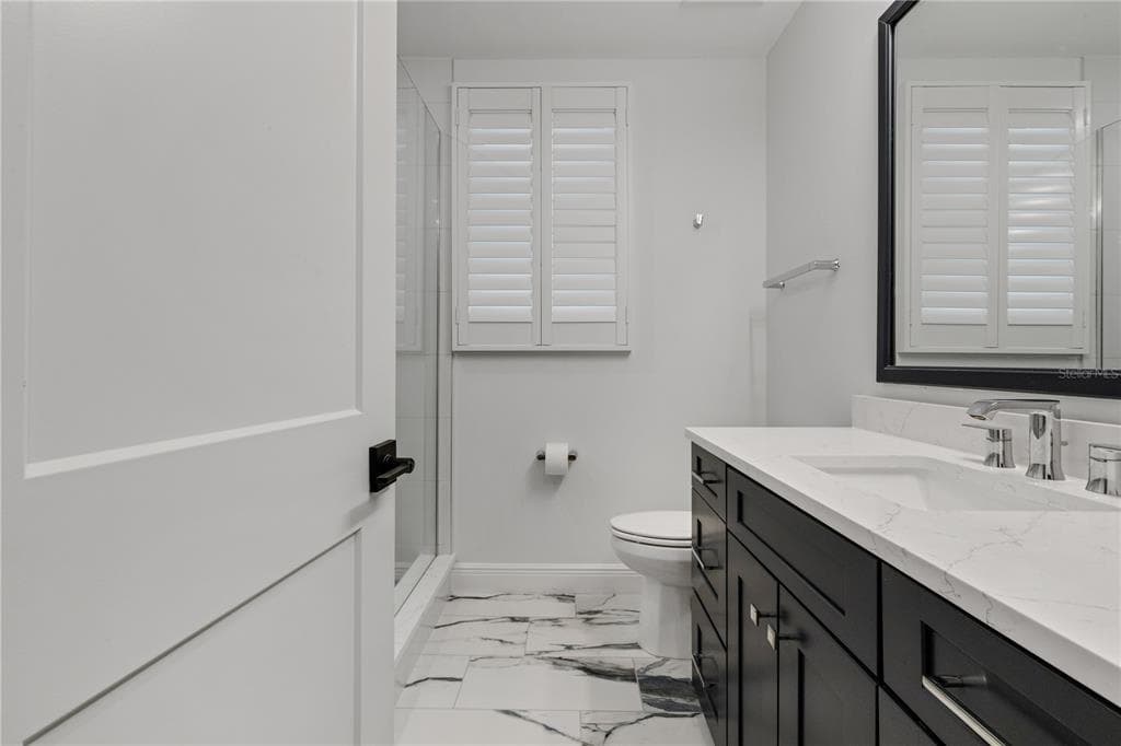 505 TAMIAMI TRAIL N 501 photo 18