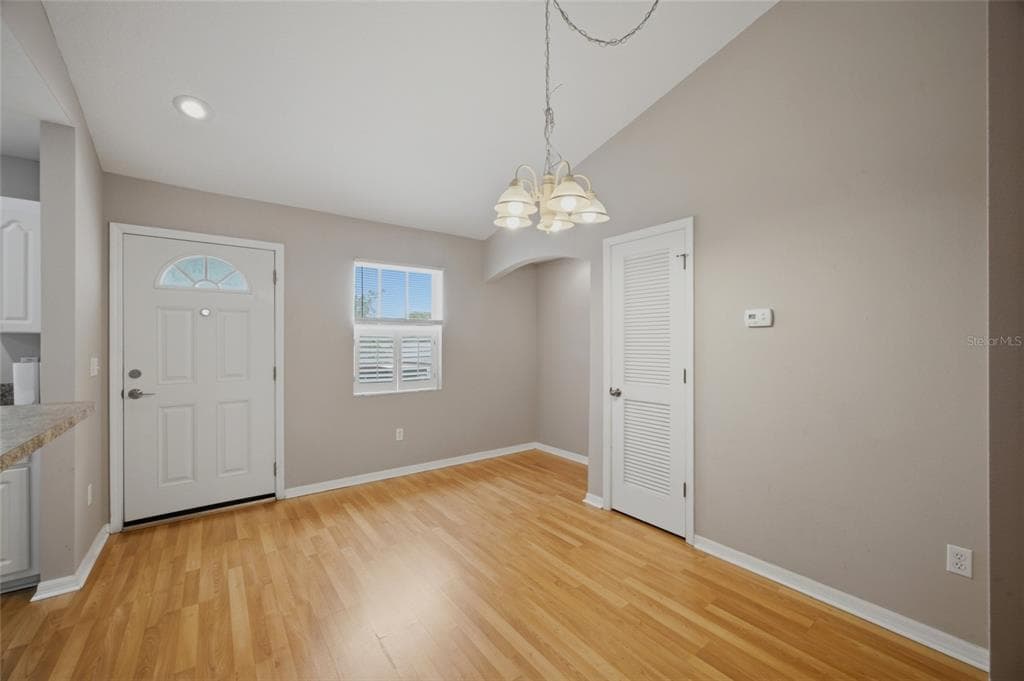 9019 COCHISE LANE 201 photo 4