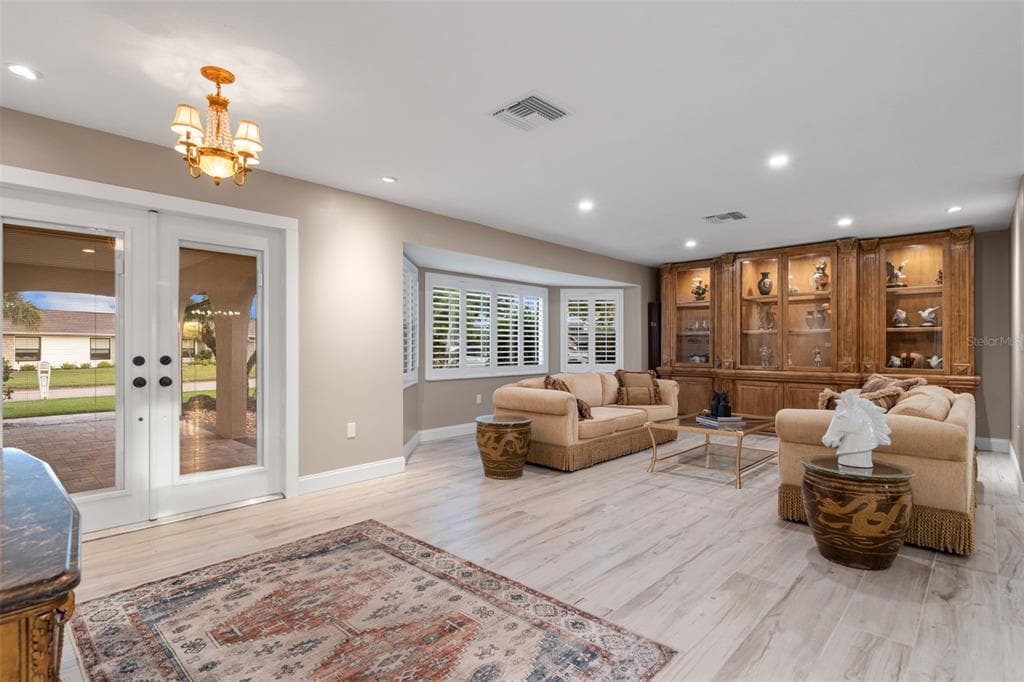 3615 AVENIDA MADERA photo 11