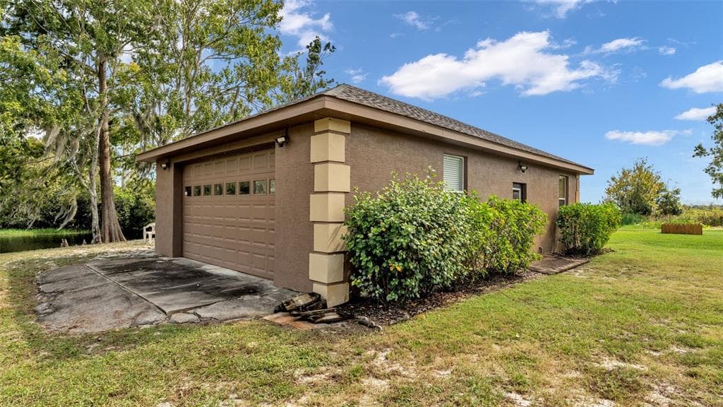 237 KENT COURT photo 23