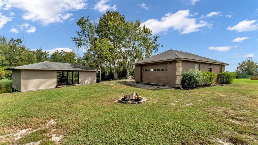 237 KENT COURT photo 22