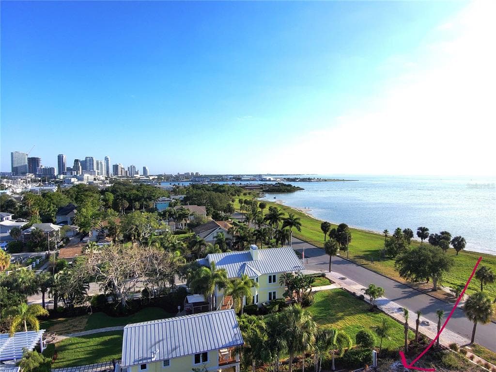1817 BEACH DRIVE SE photo 8