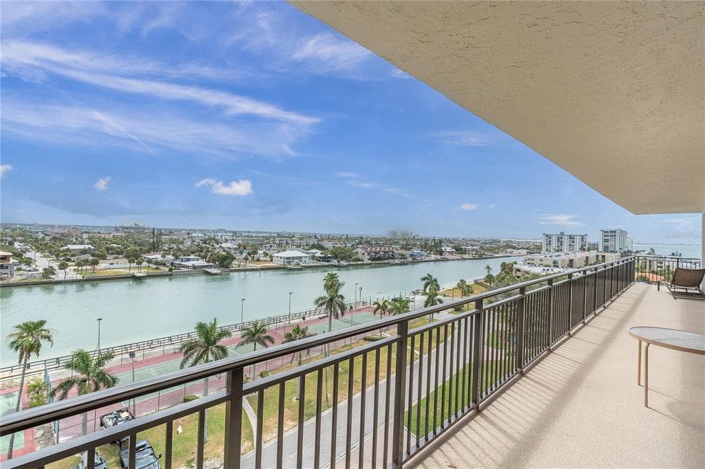 7600 BAYSHORE DRIVE #701 4