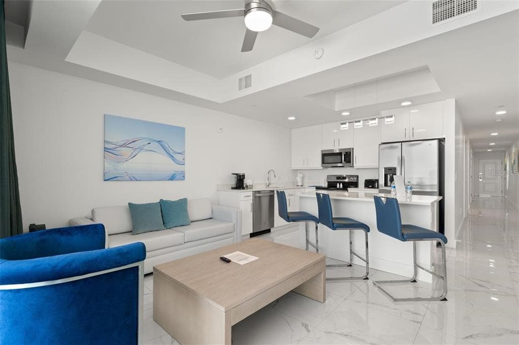 11500 GULF BOULEVARD 304 photo 4