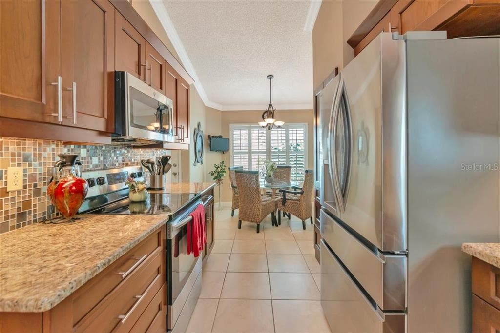 1240 SPOONBILL LANDINGS CIRCLE photo 12