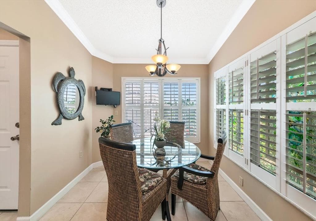 1240 SPOONBILL LANDINGS CIRCLE photo 10