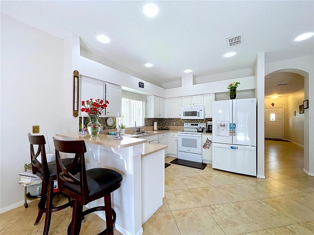 27544 BREAKERS DRIVE photo 13