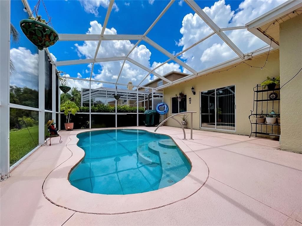 27544 BREAKERS DRIVE photo 5