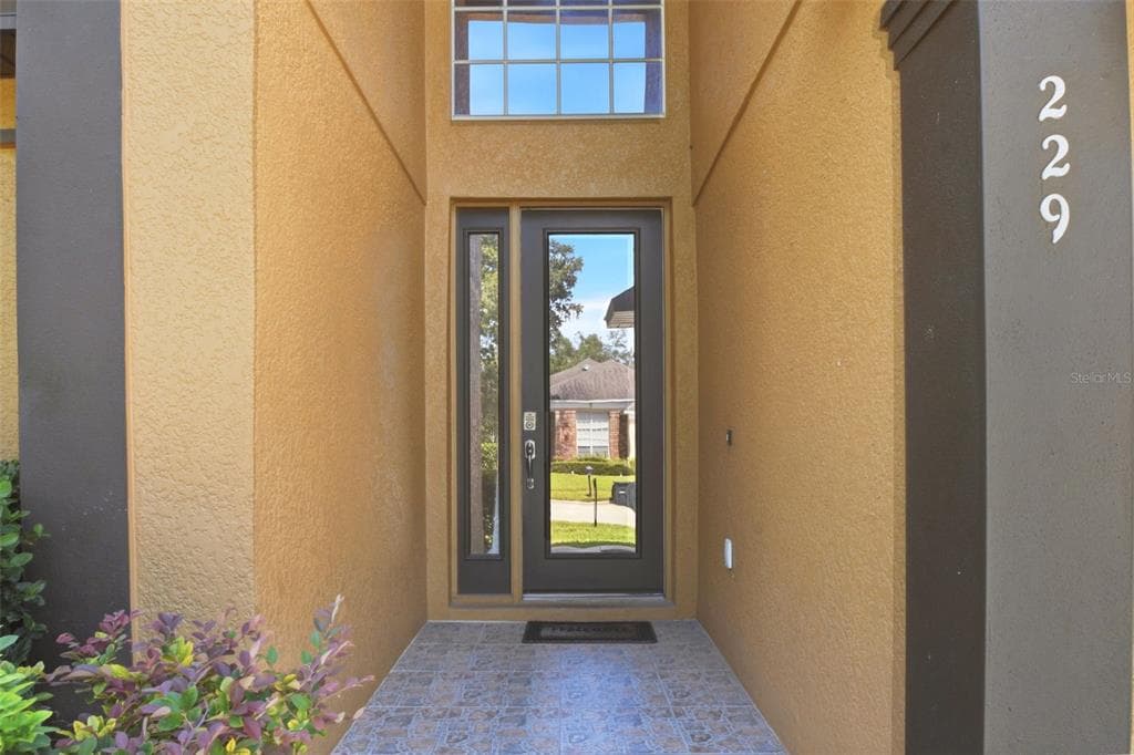 229 WHITESAND COURT photo 3