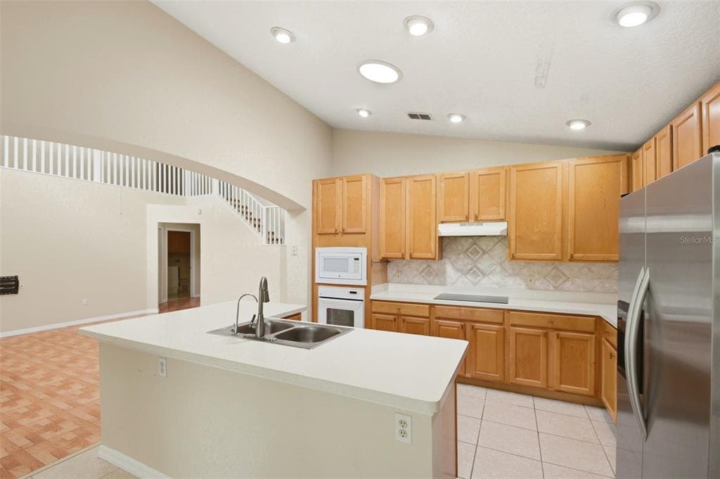 229 WHITESAND COURT photo 18