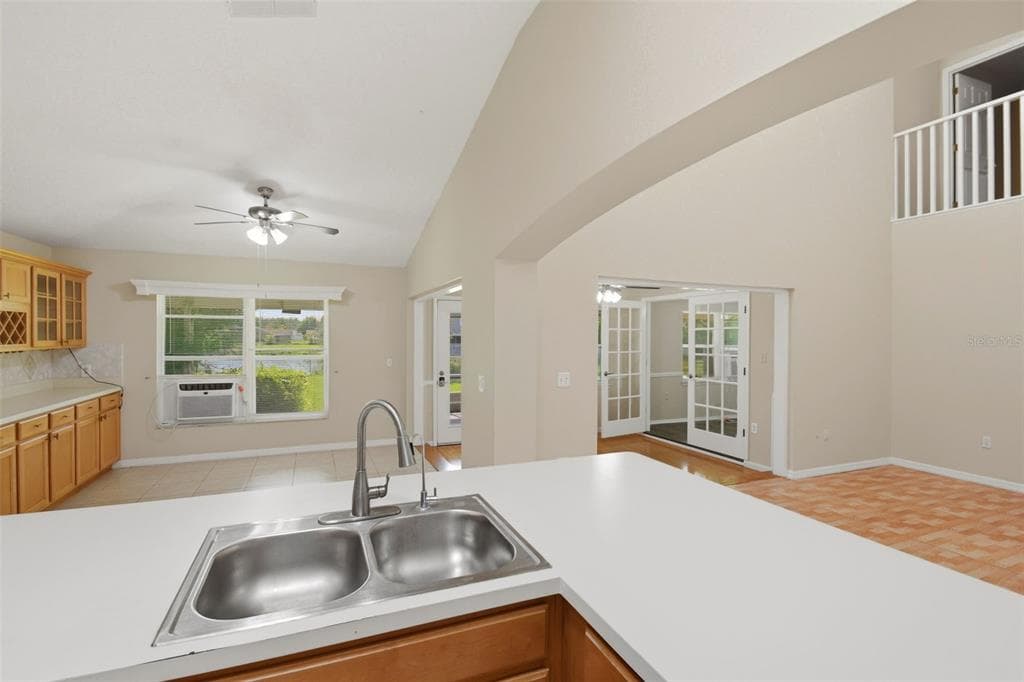 229 WHITESAND COURT photo 21