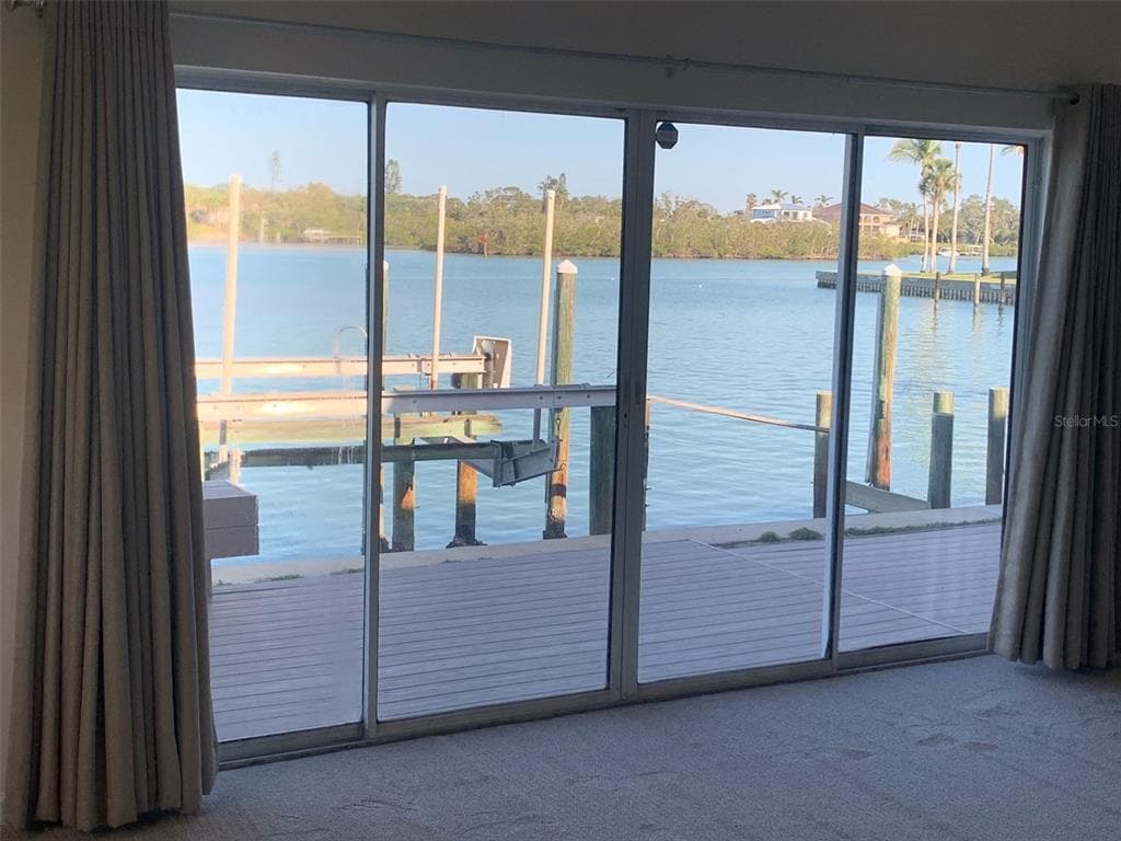 919 KEY WAY photo 24