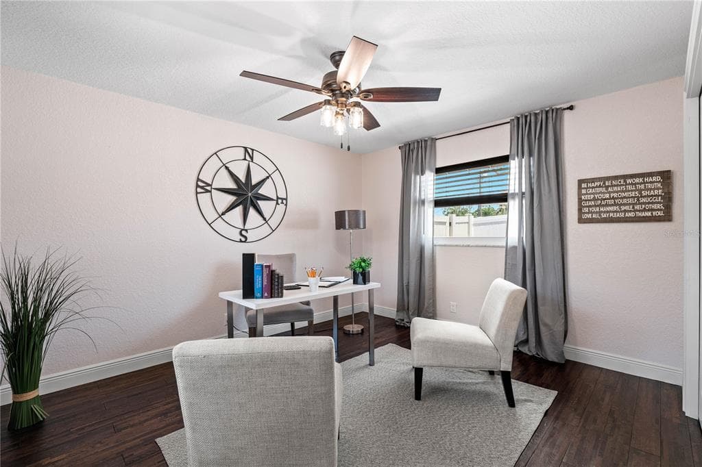 4425 13TH WAY NE photo 22