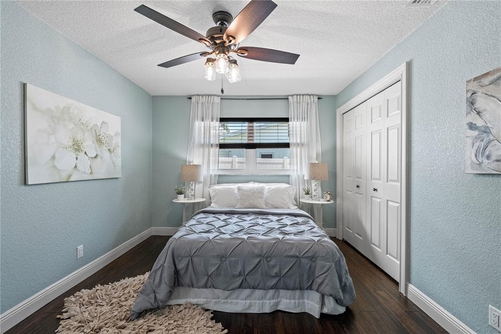 4425 13TH WAY NE photo 21