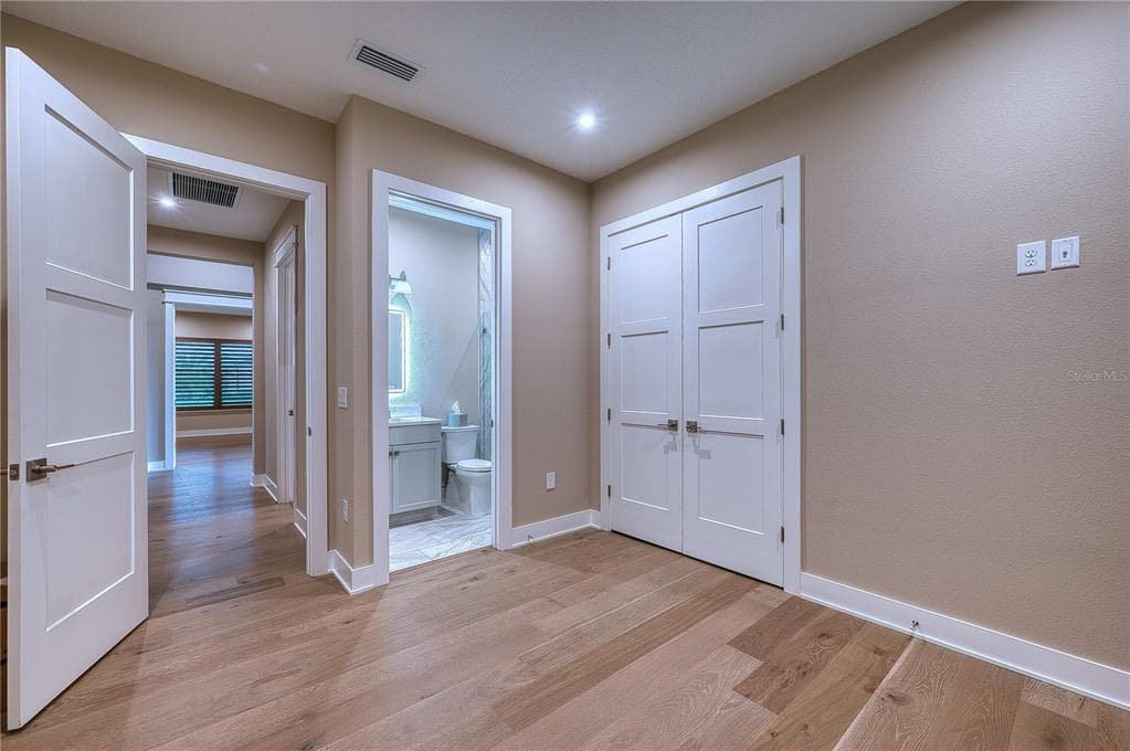 4584 CEDRON COURT photo 16