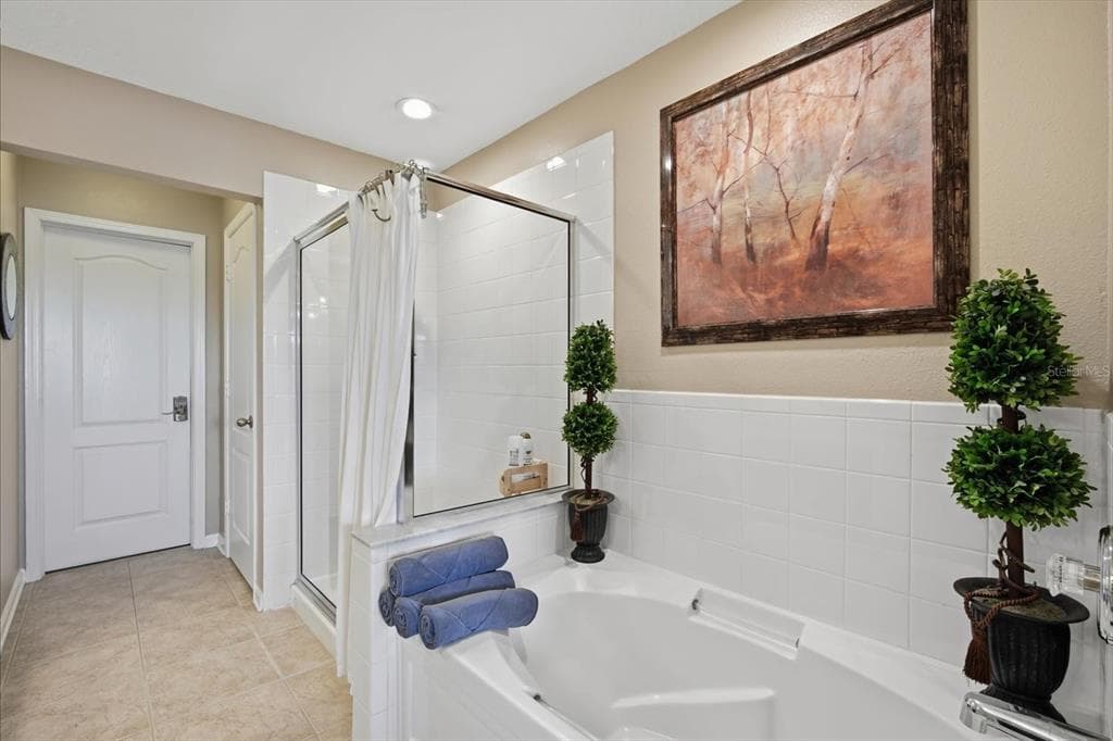 4611 POND RIDGE DRIVE photo 25
