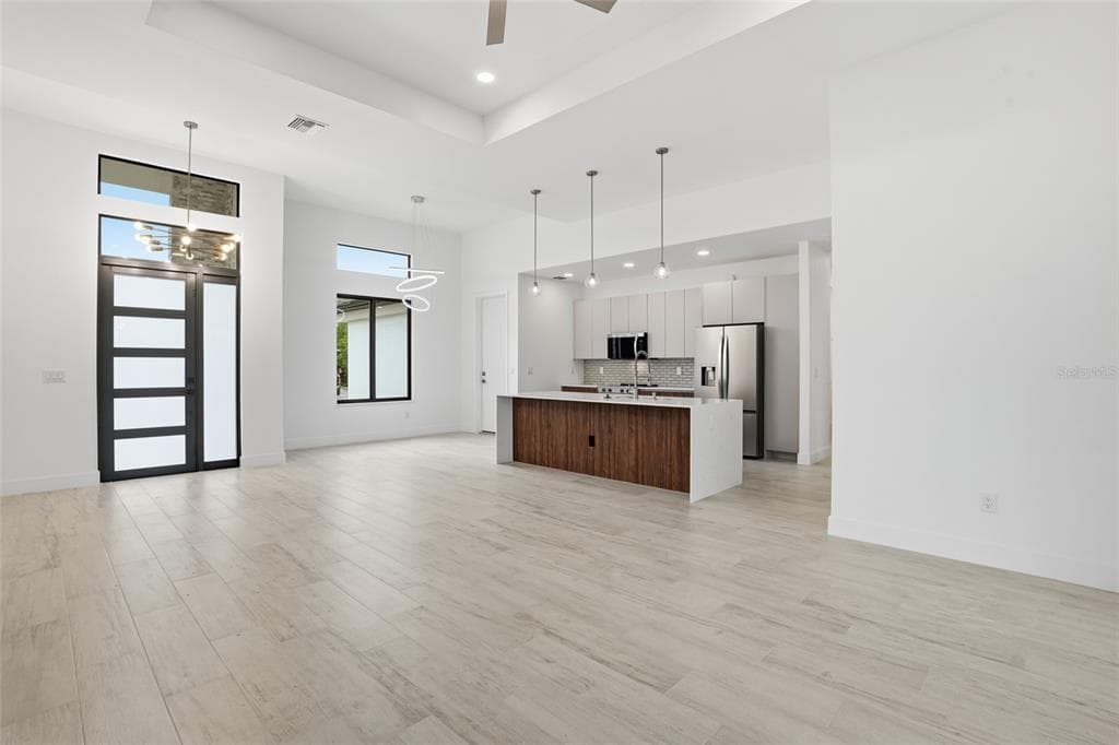 9402 ARRID CIRCLE photo 17