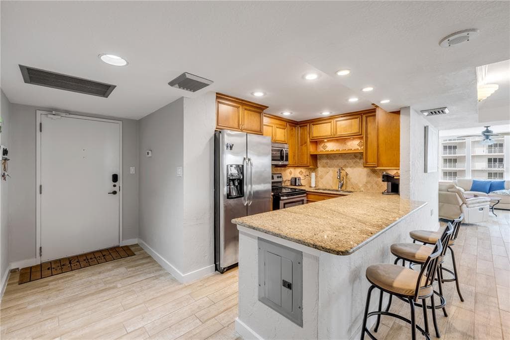 2987 S ATLANTIC AVENUE 1104 photo 12