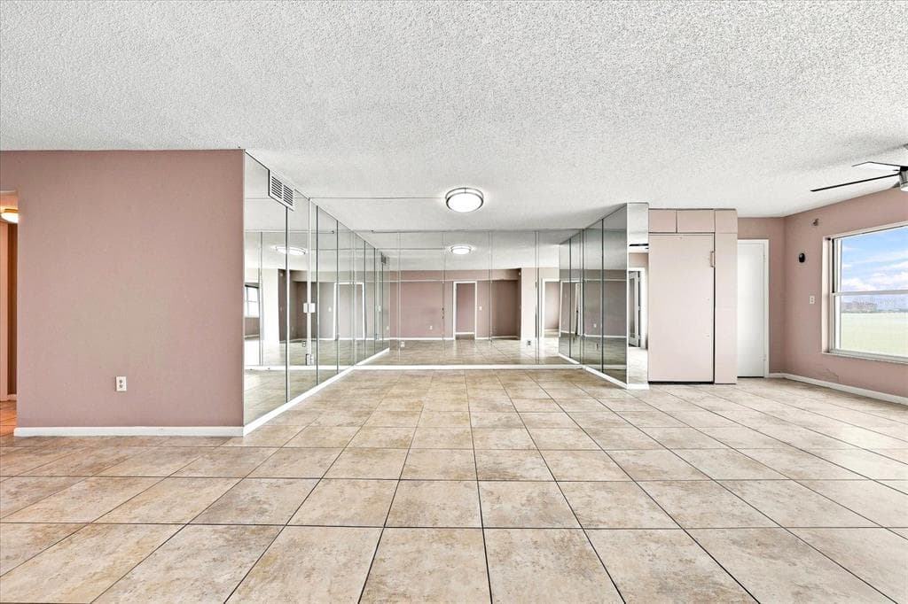 6020 SHORE BOULEVARD S 1002 photo 18