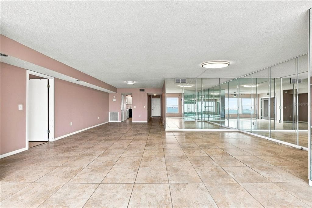 6020 SHORE BOULEVARD S 1002 photo 21