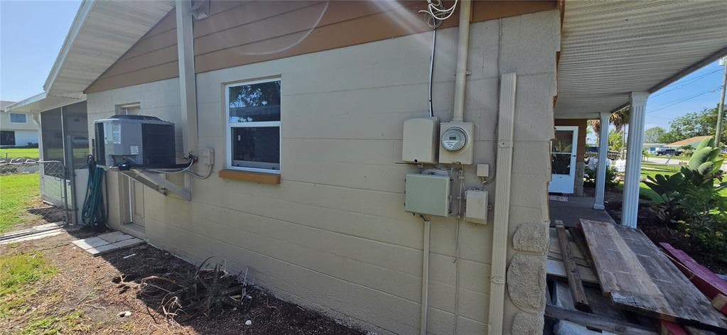 13324 CAROL DRIVE photo 25