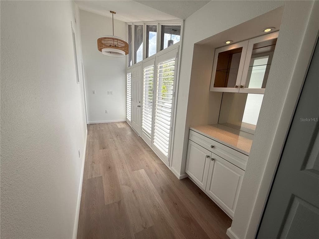 780 SARABAY ROAD 16 photo 8
