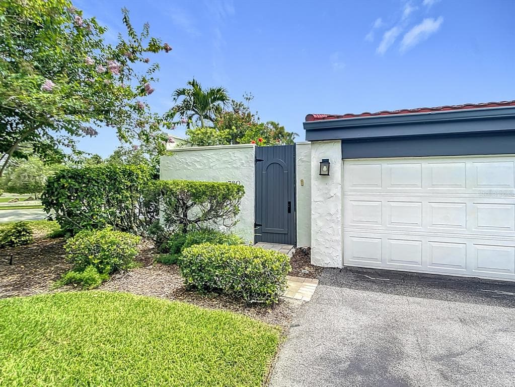 780 SARABAY ROAD 16 photo 4