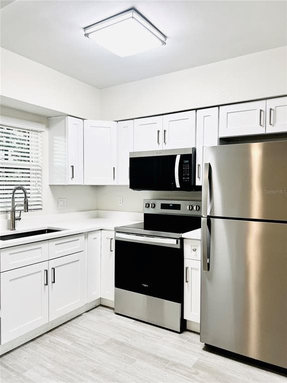 300 VENETIAN DRIVE 2 photo 12