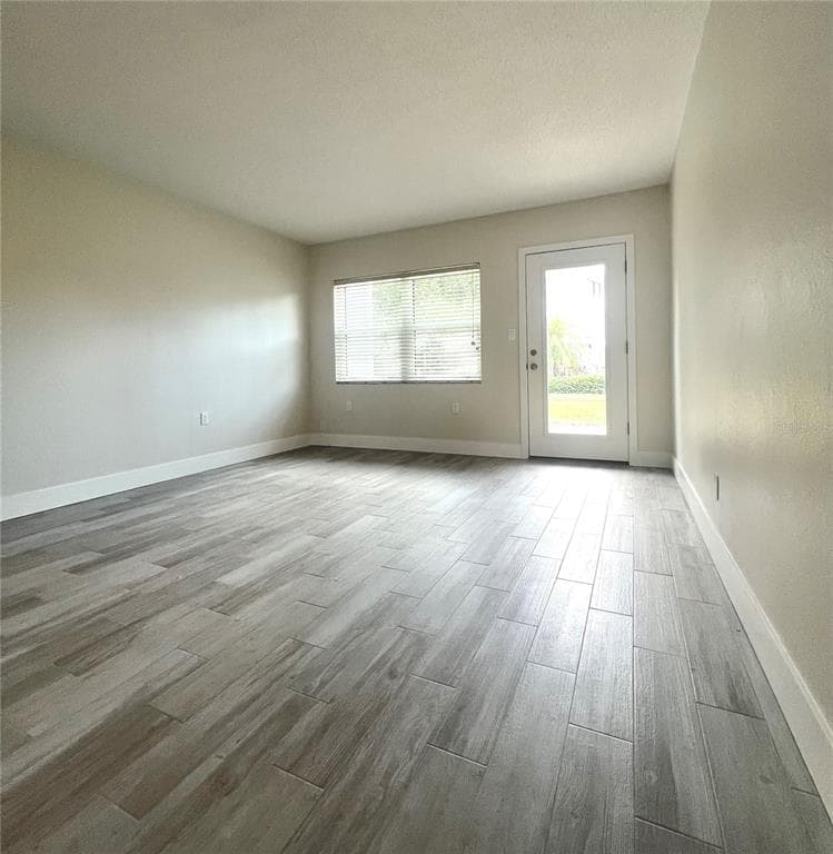 300 VENETIAN DRIVE 2 photo 14