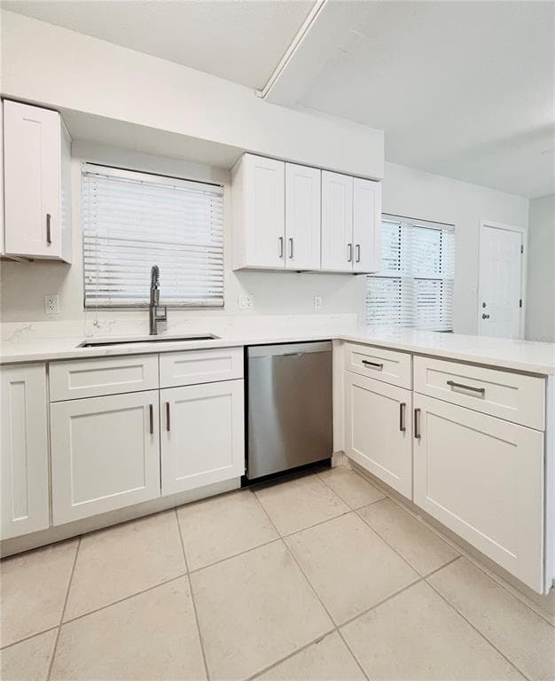 300 VENETIAN DRIVE 3 photo 10