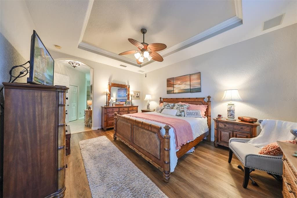 1348 EMERALD DUNES DRIVE photo 21