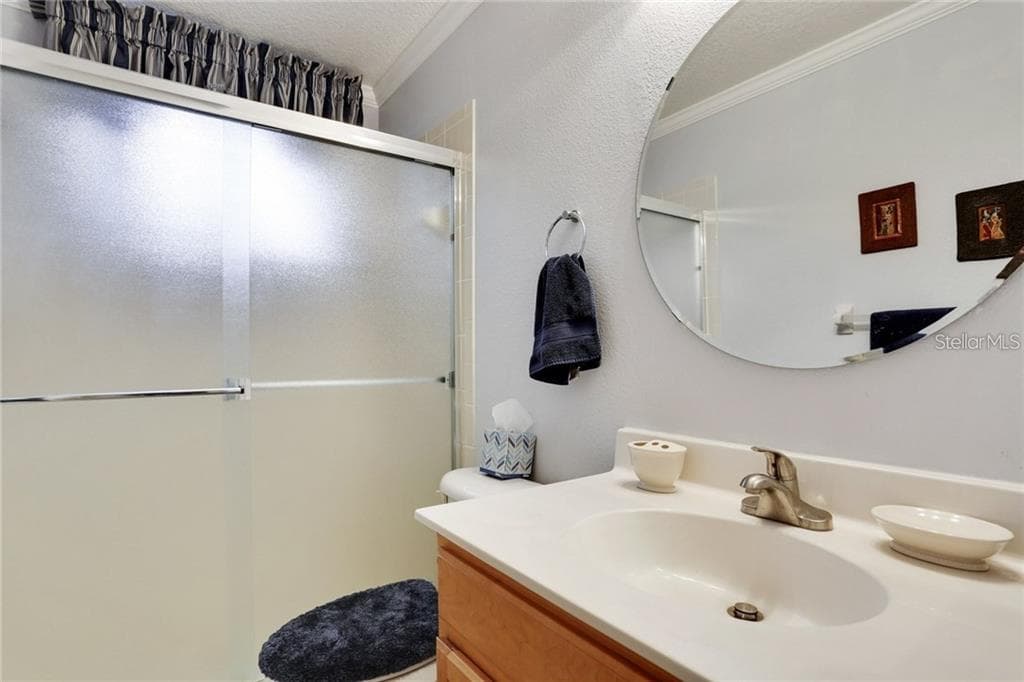 6020 CATLIN DRIVE photo 8