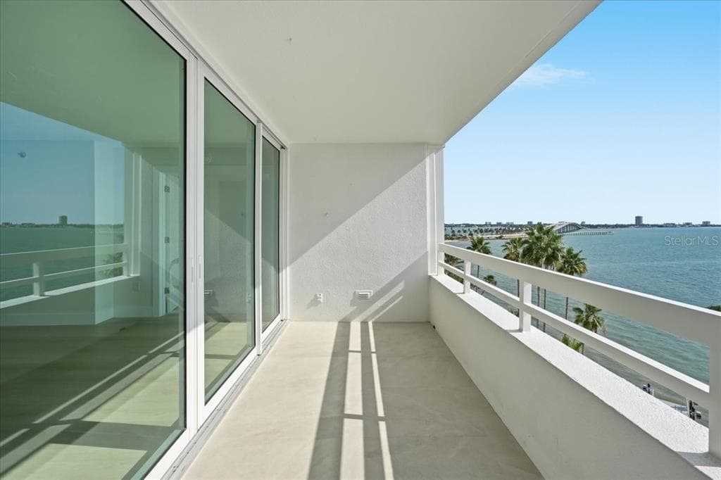 888 BLVD OF THE ARTS 707 photo 22