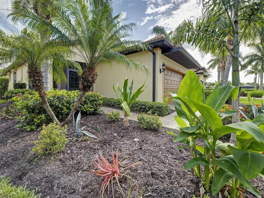 13810 LIDO STREET photo 2