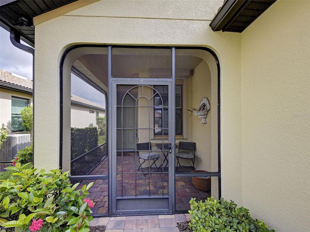 13810 LIDO STREET photo 6