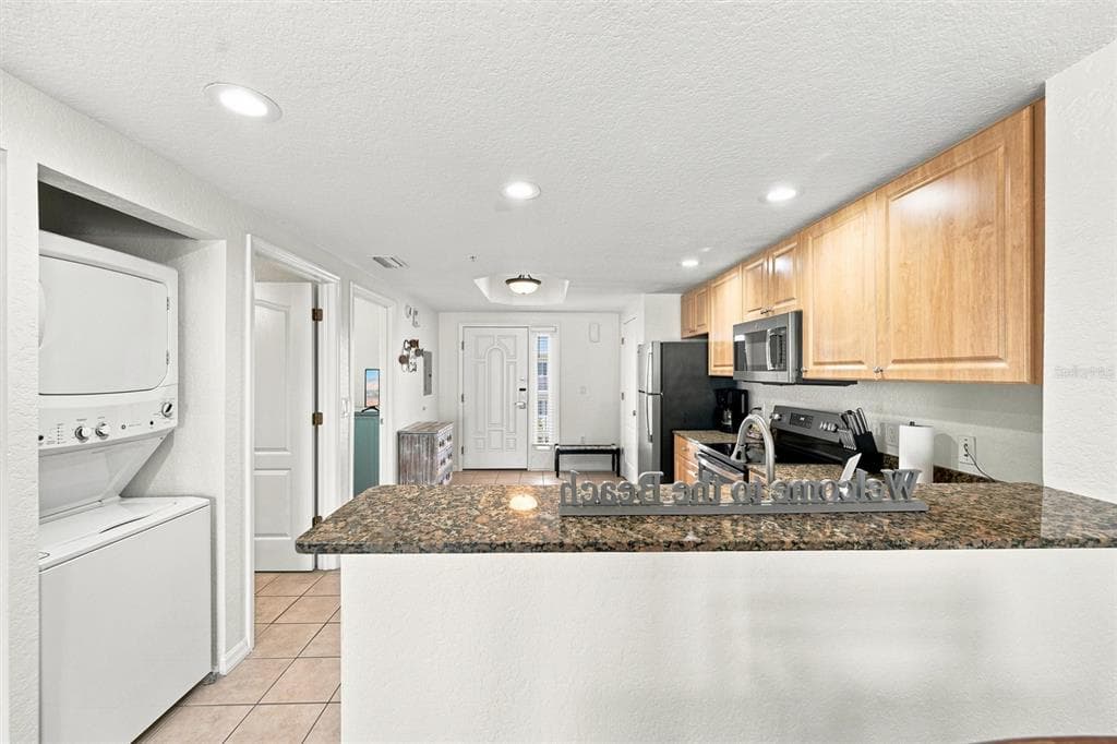 12000 GULF BOULEVARD 611S photo 15