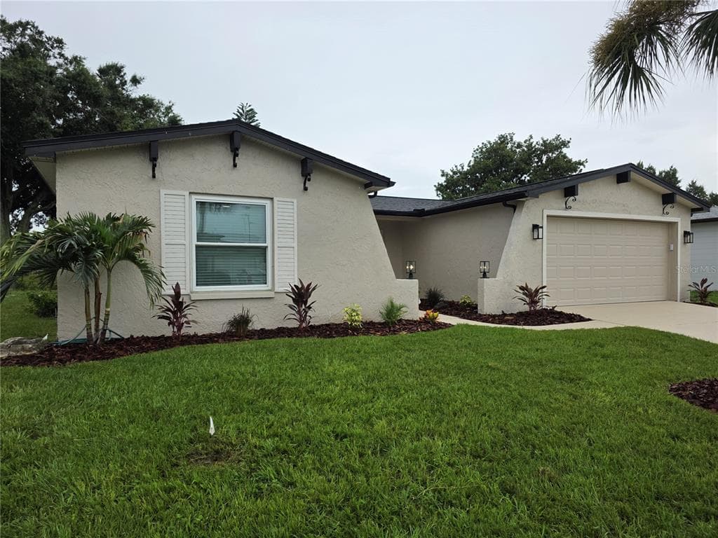 8448 NEWTON DRIVE photo 3