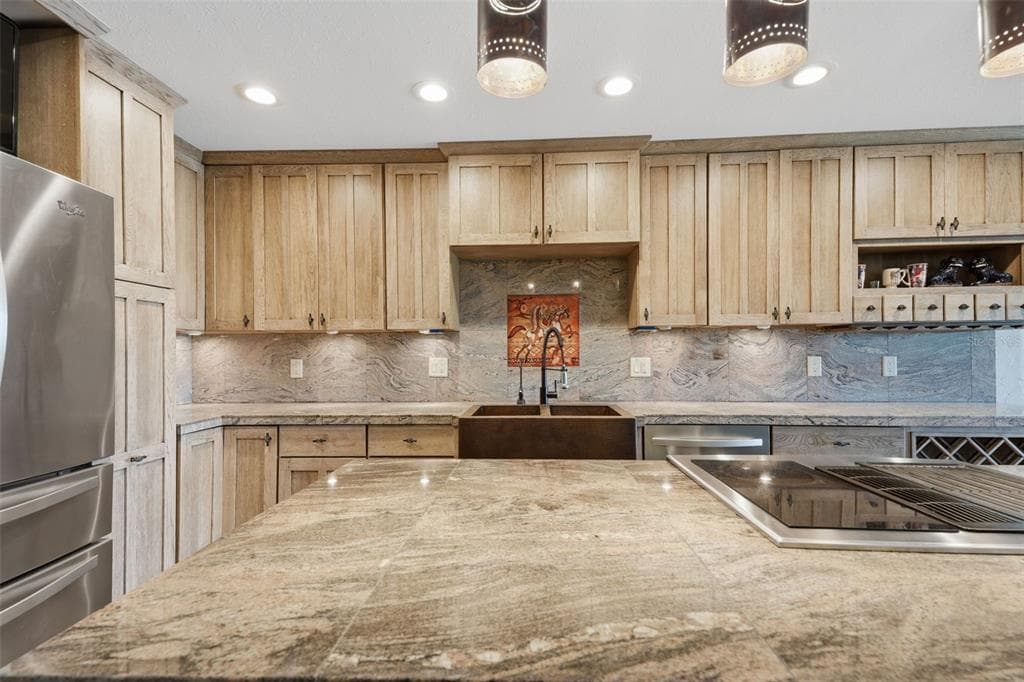 1375 PINELLAS BAYWAY S 39 photo 10