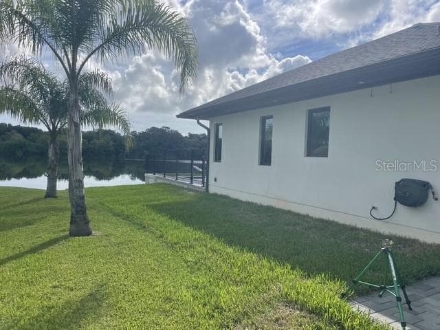 995 STACY LANE photo 3