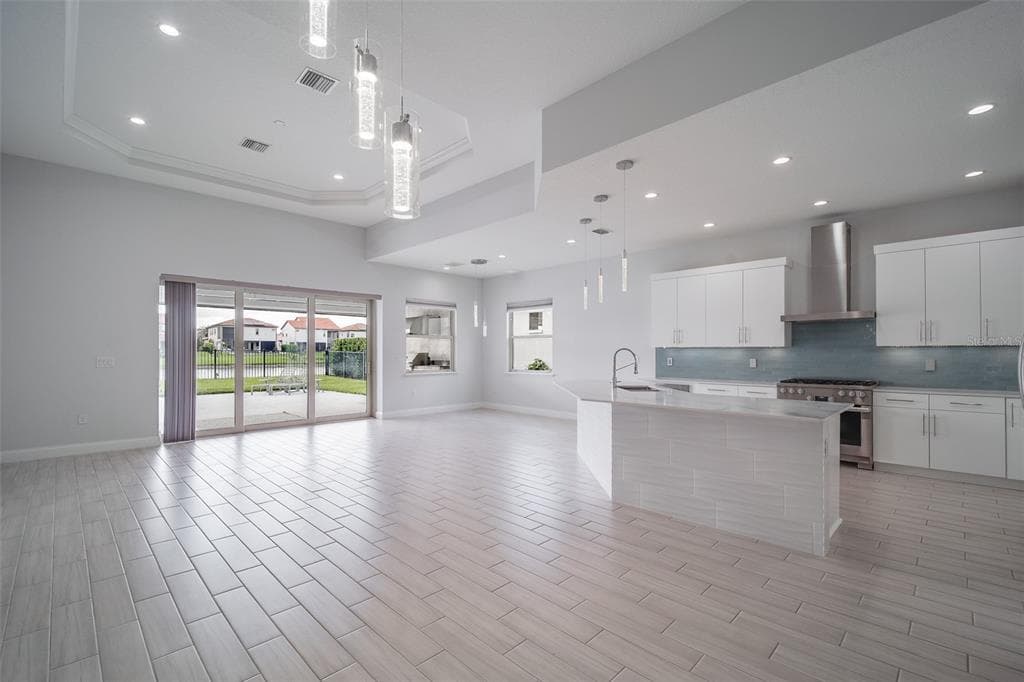 10481 ROYAL CYPRESS WAY photo 11