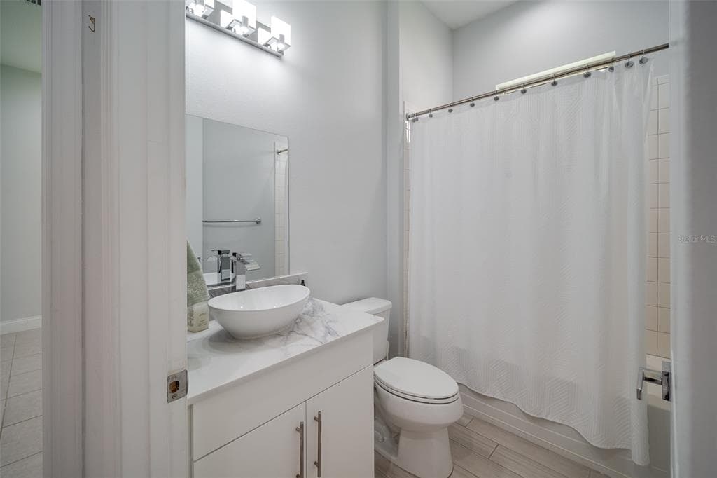 10481 ROYAL CYPRESS WAY photo 8