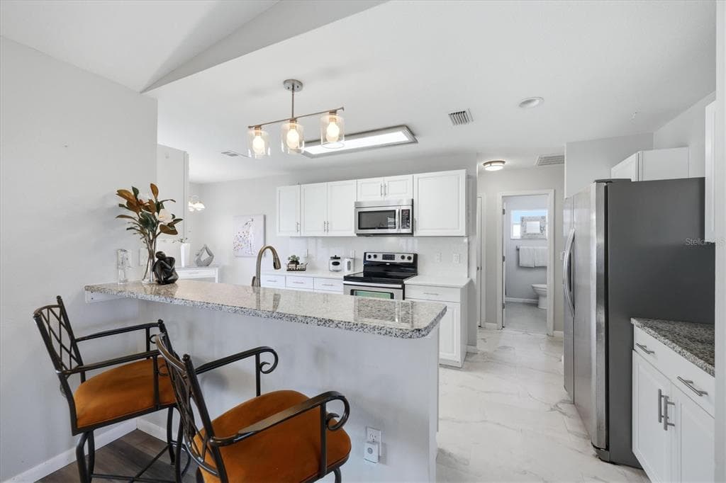 9084 PROSPECT AVENUE photo 13