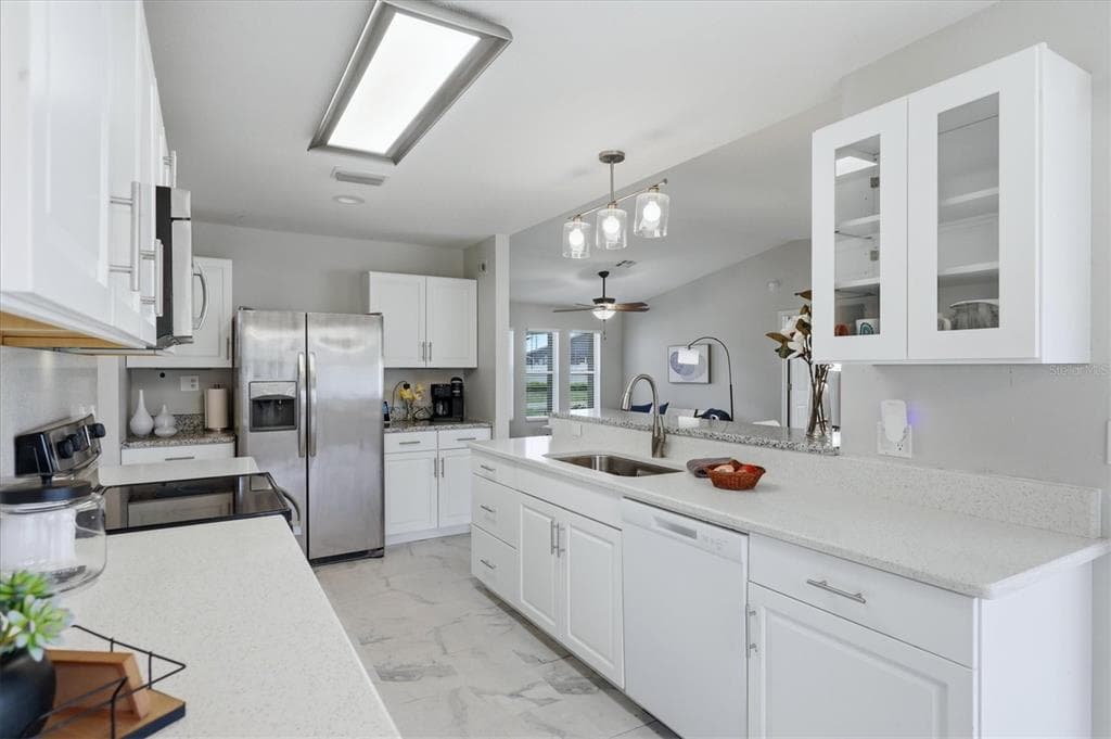 9084 PROSPECT AVENUE photo 7