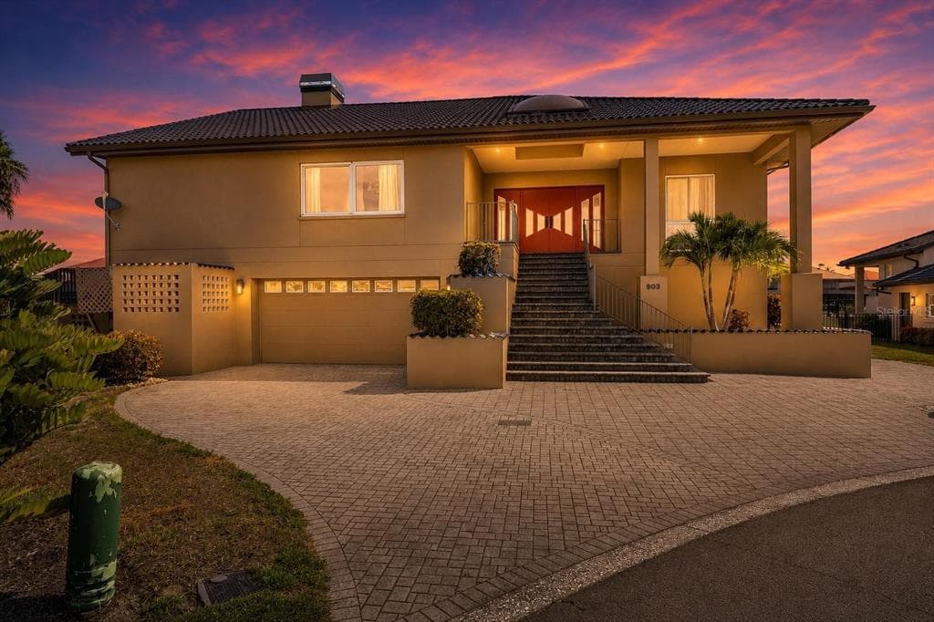 903 CAPRICCIO LANE photo 6