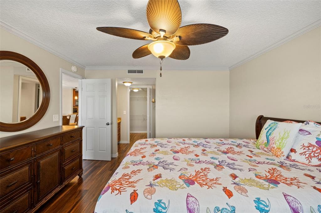 8150 BRENT STREET 747 photo 17